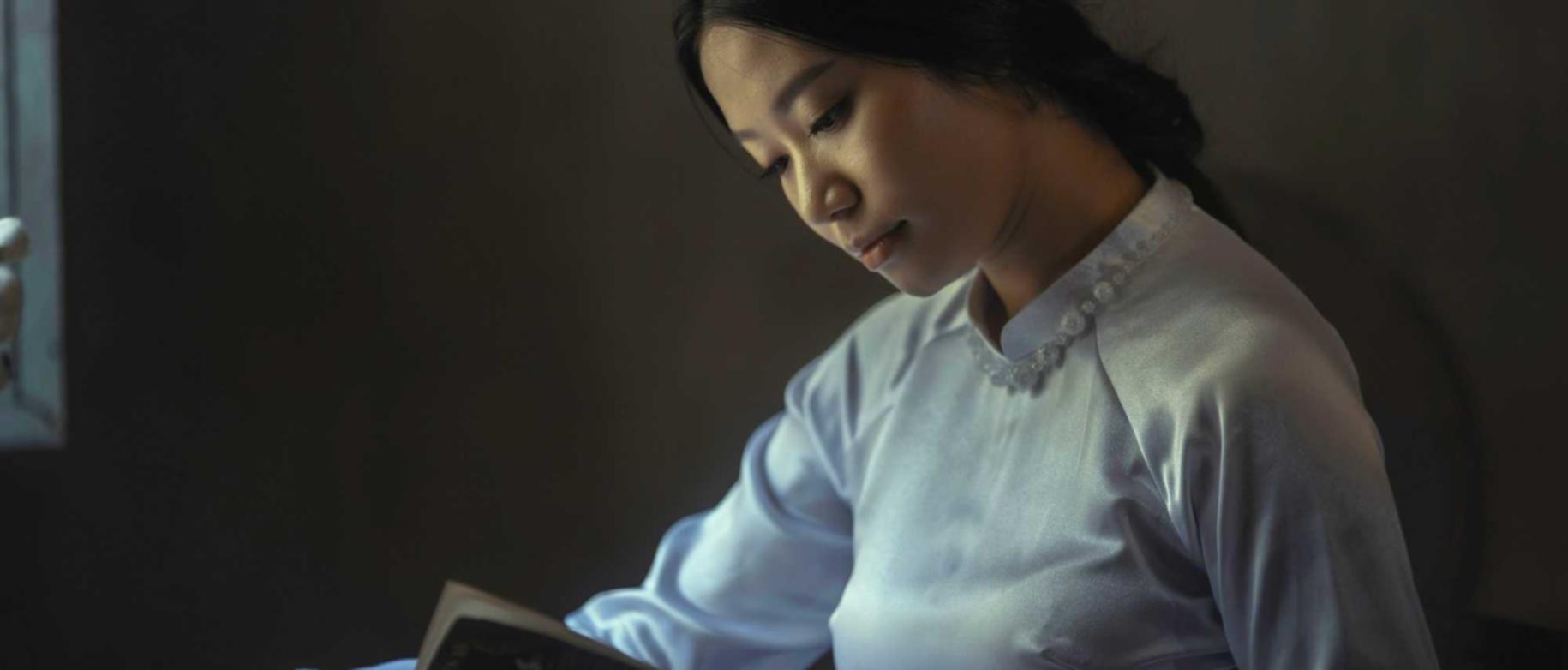 吸烟在不同文化背景下的不同表现和影响