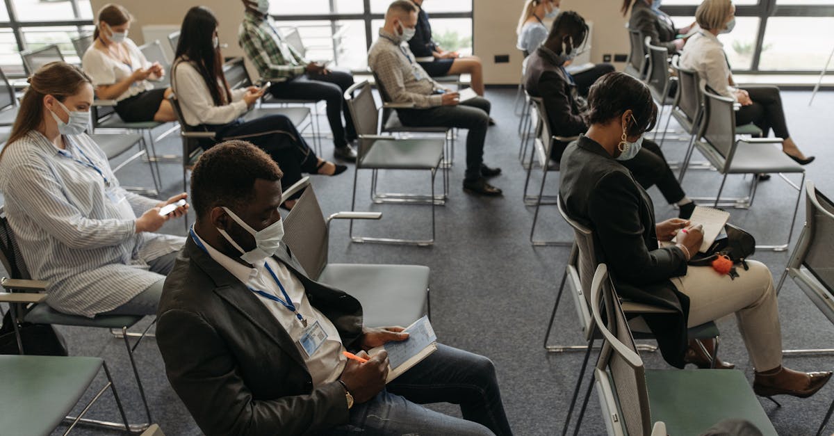 微信号批发市场：蕾丝猫app软件详情下载教程